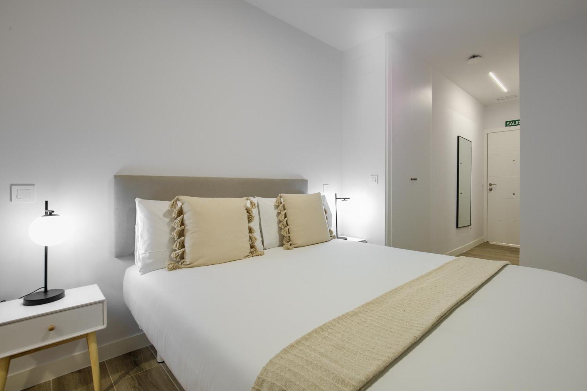 Апартаменты Dobo Madrid Numancia Экстерьер фото