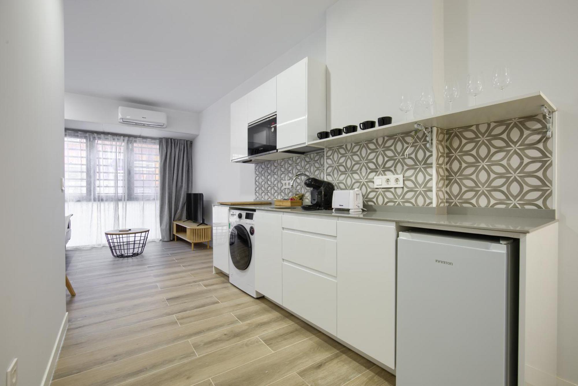 Апартаменты Dobo Madrid Numancia Экстерьер фото