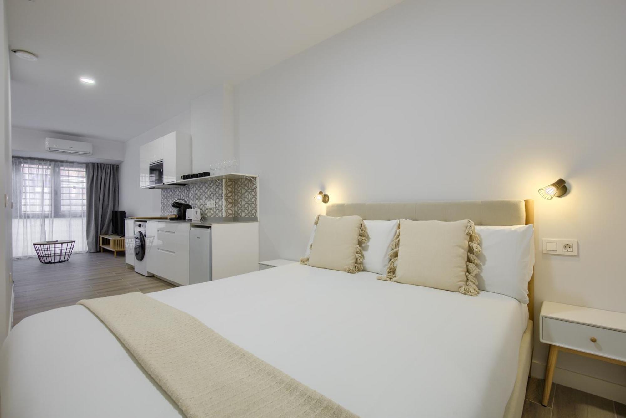 Апартаменты Dobo Madrid Numancia Экстерьер фото