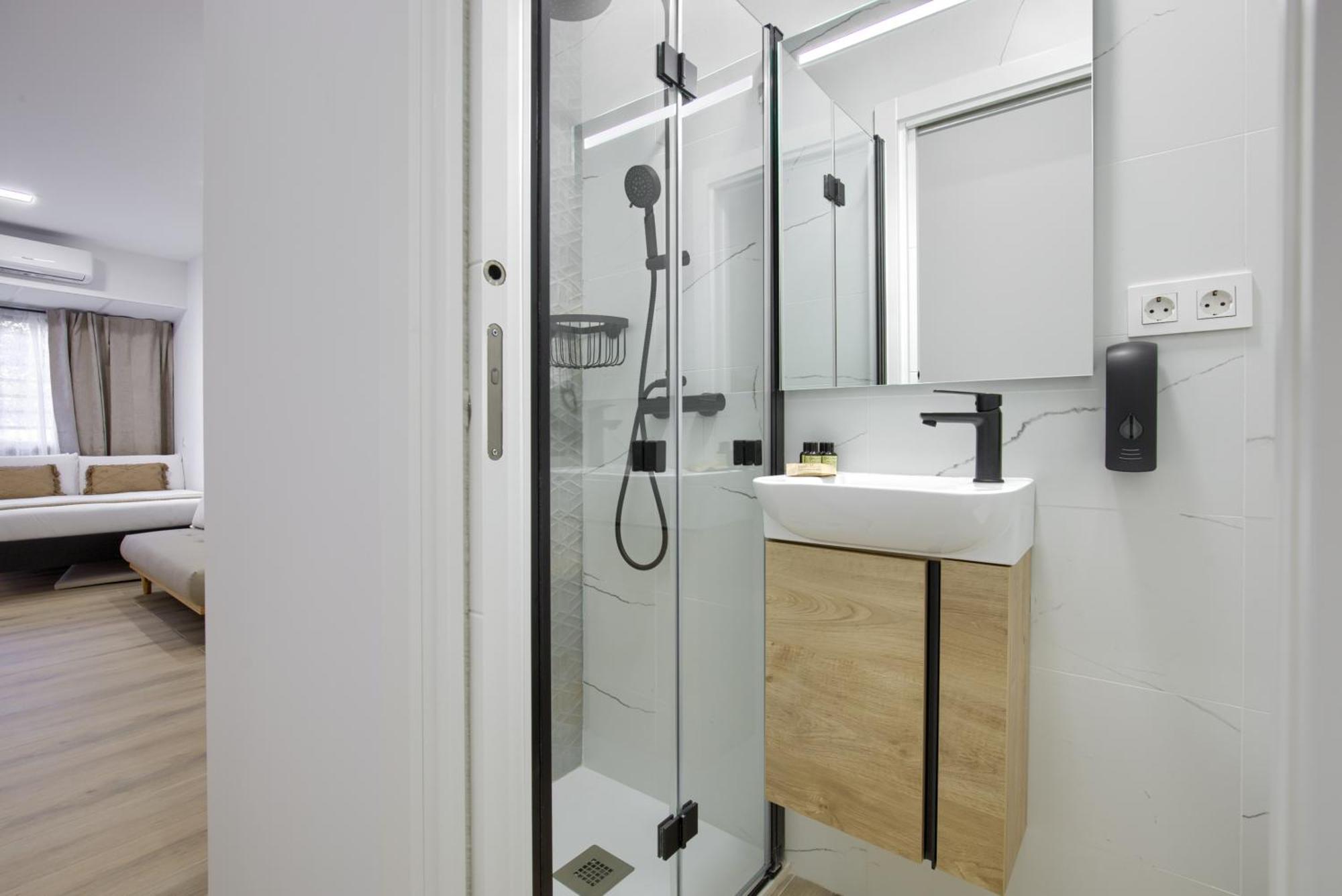 Апартаменты Dobo Madrid Numancia Экстерьер фото