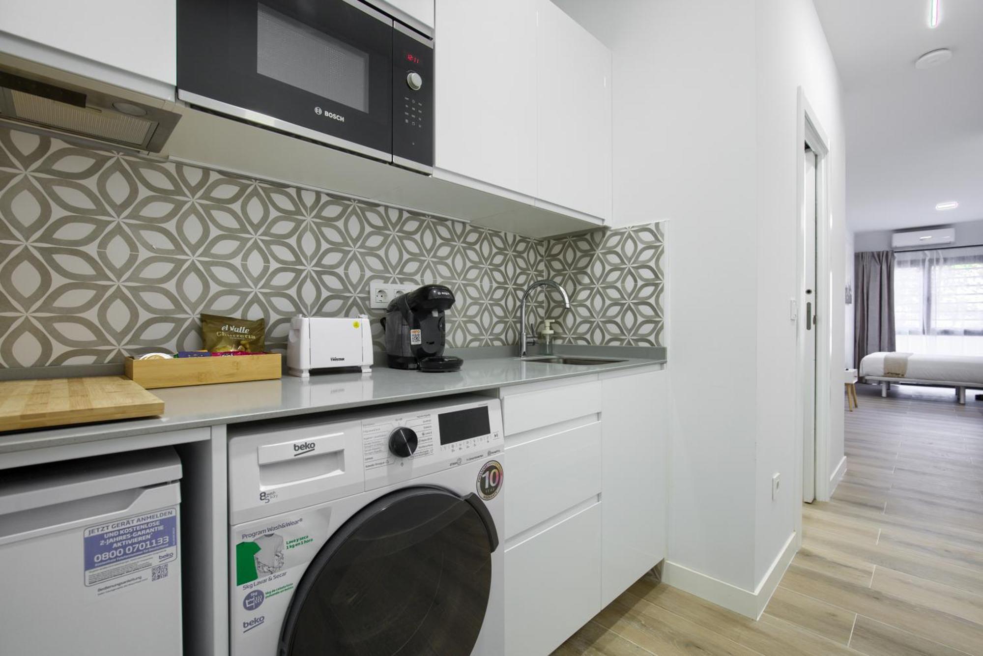 Апартаменты Dobo Madrid Numancia Экстерьер фото